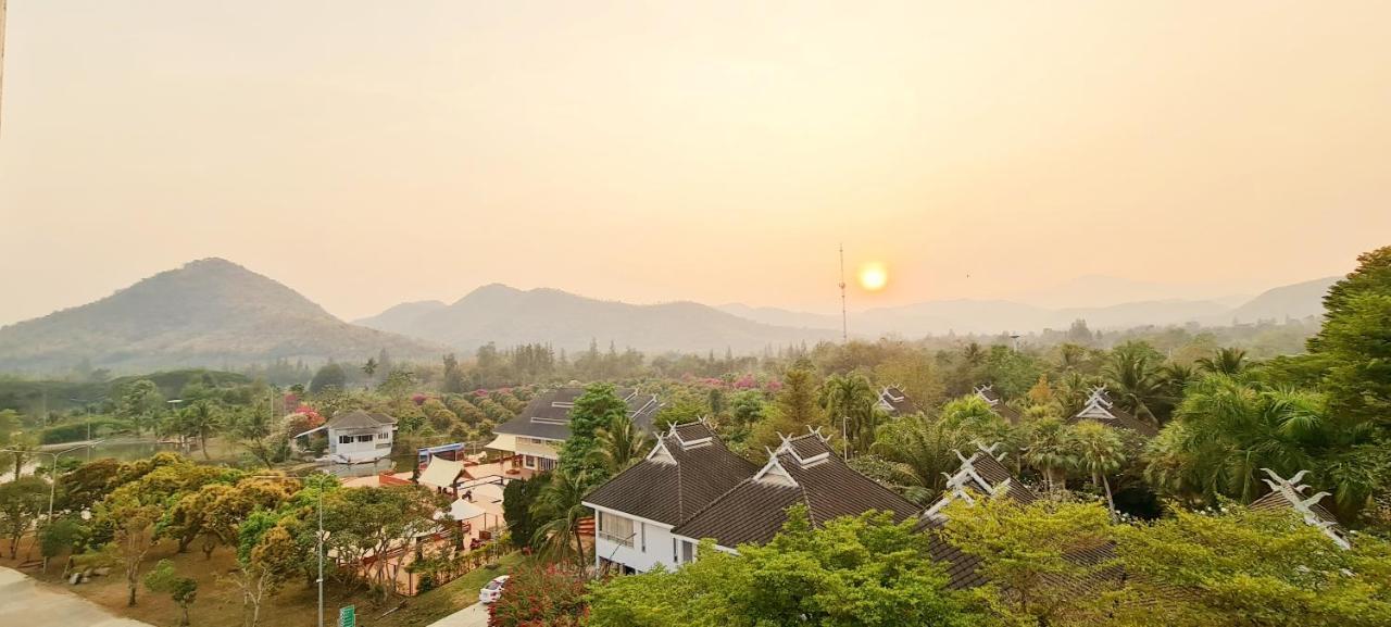 Phu Pha Phung Resort Suan Phueng Exterior photo